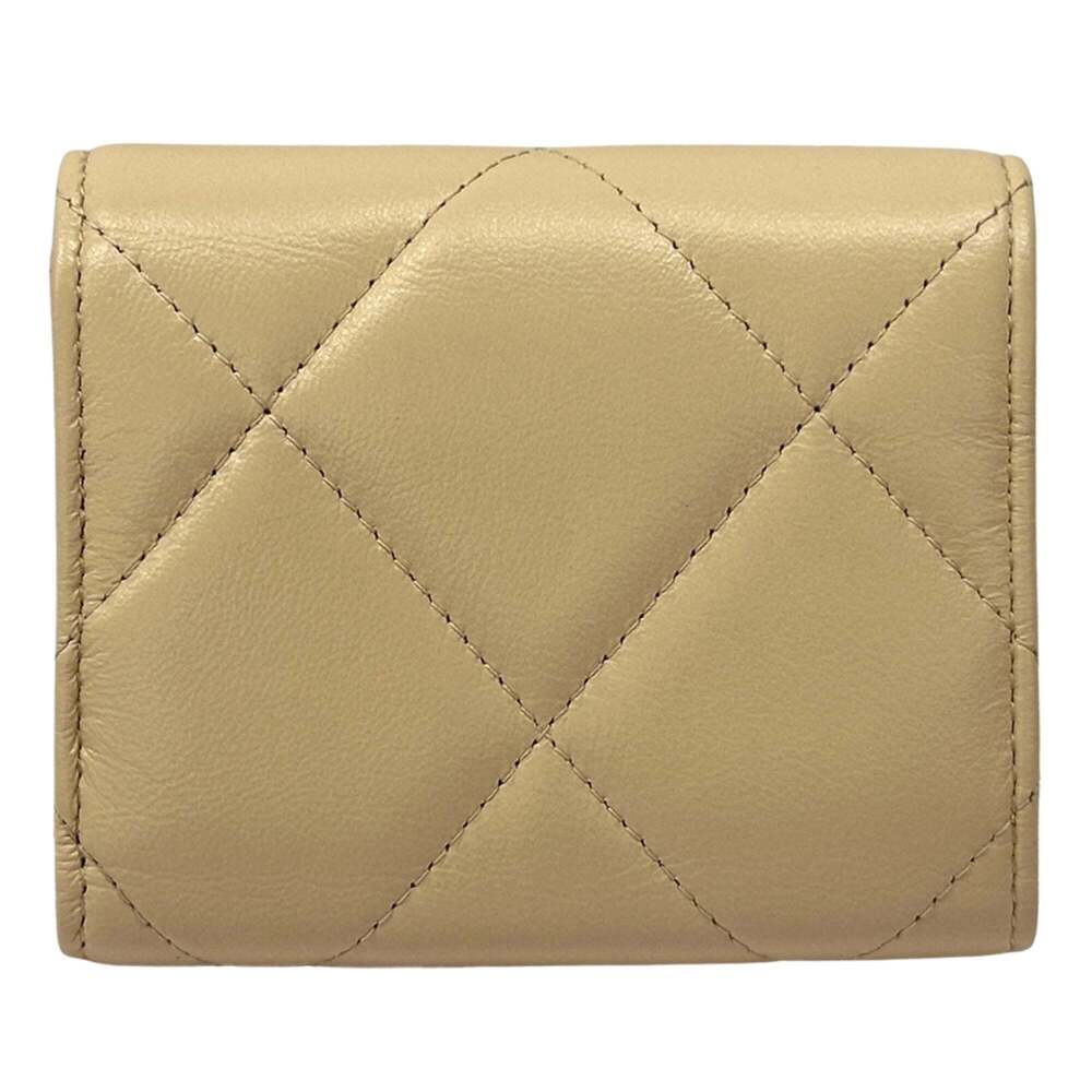 CHANEL Cream Lambskin Leather Logo Wallet - Picture 2 of 12